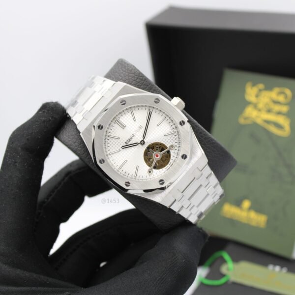 Elegant Wrist Watch