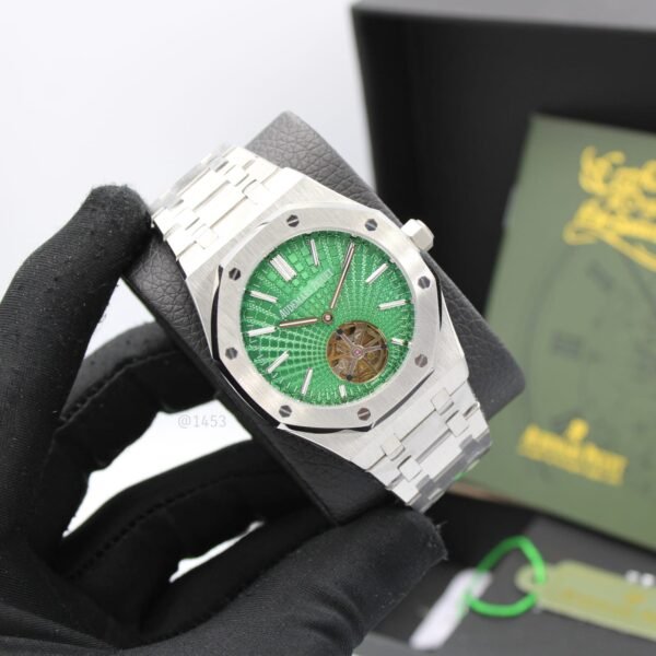 Elegant Wrist Watch