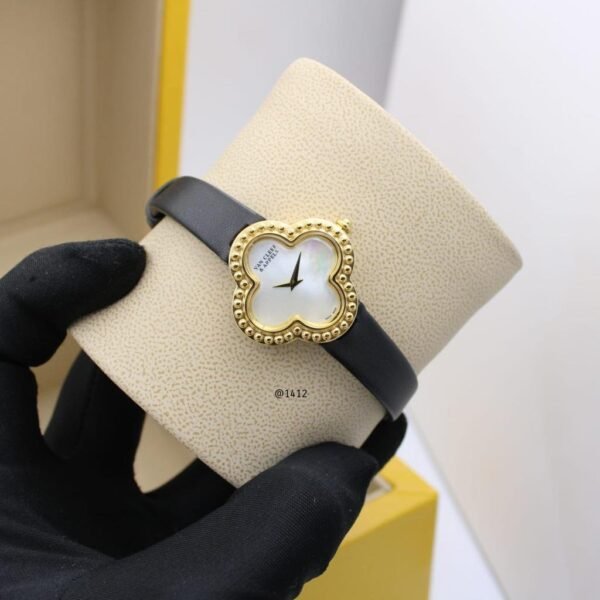 Elegant Wrist Watch