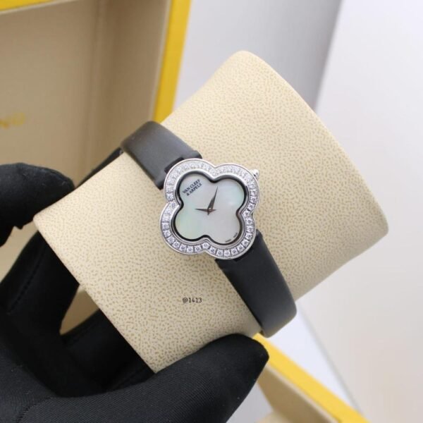 Elegant Wrist Watch