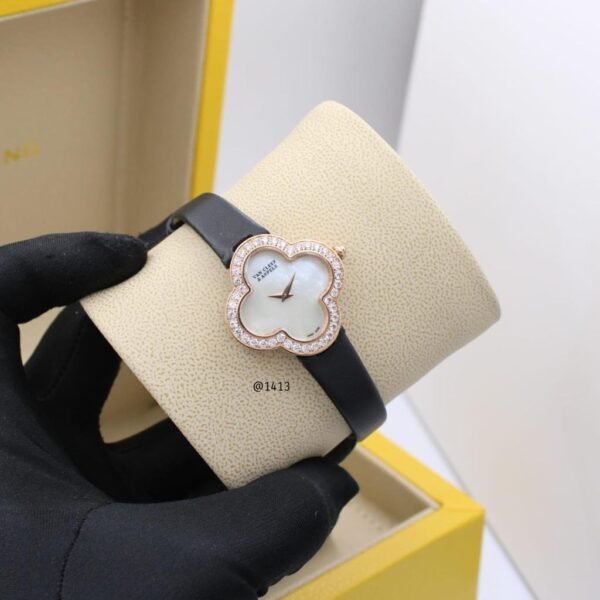 Elegant Wrist Watch