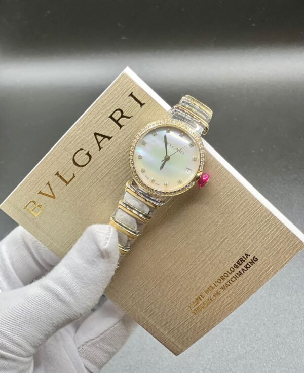 Elegant Wrist Watch
