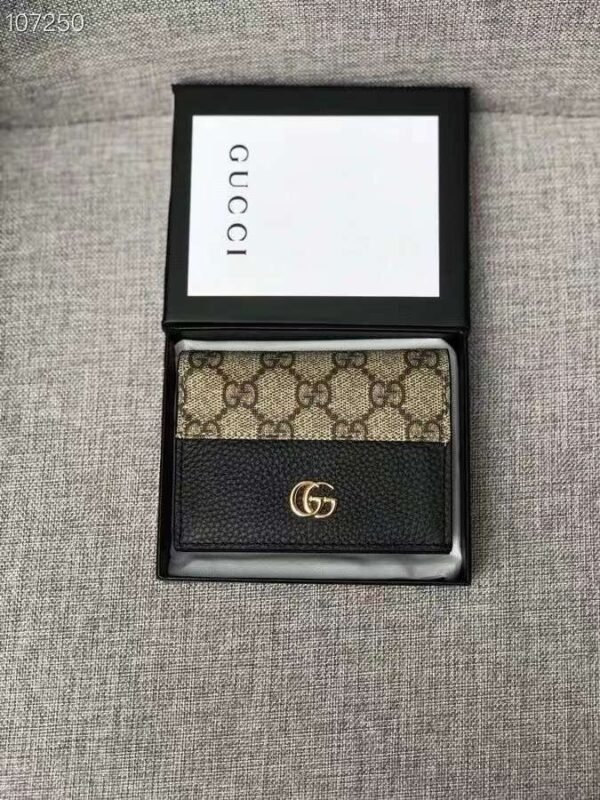 Classic Slim Wallet