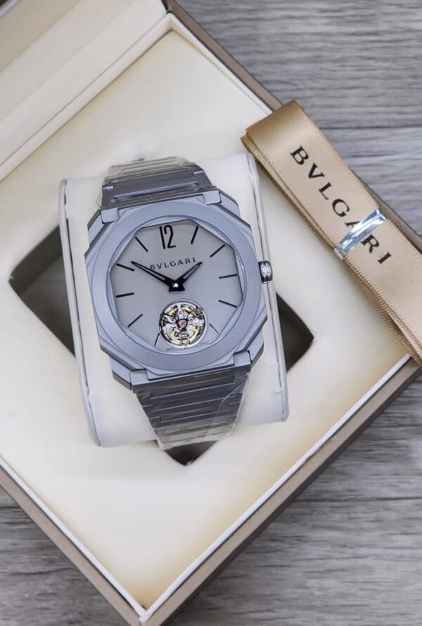 Elegant Wrist Watch