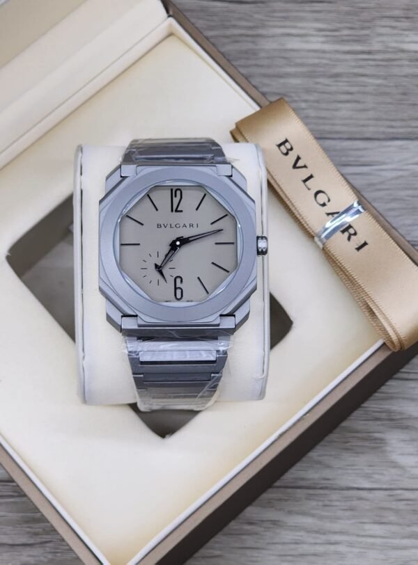 Elegant Wrist Watch