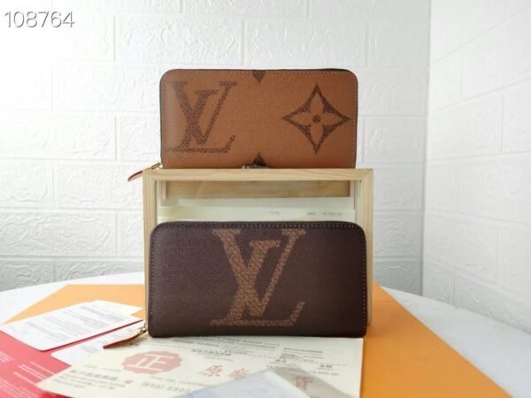 Classic Slim Wallet