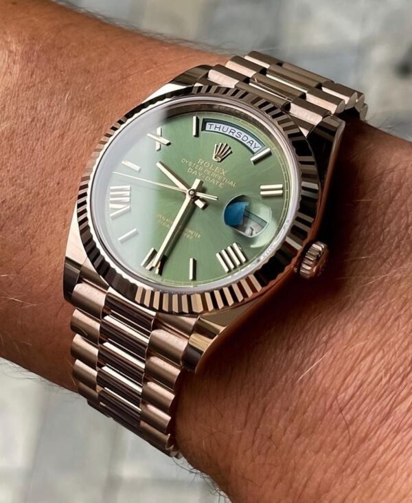 Elegant Wrist Watch