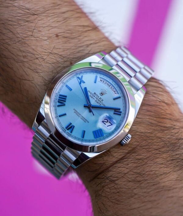 Elegant Wrist Watch