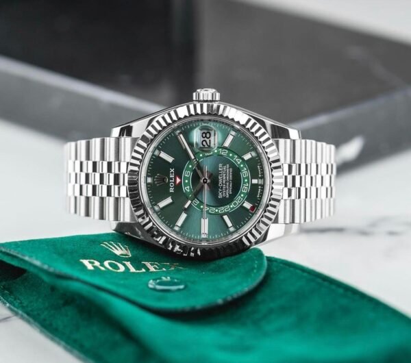 Elegant Wrist Watch