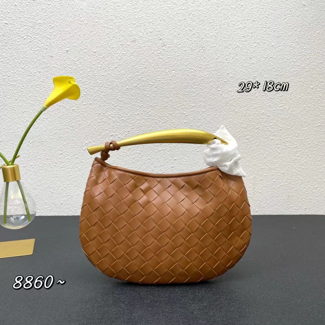 Hand Carry Bags - Image 3