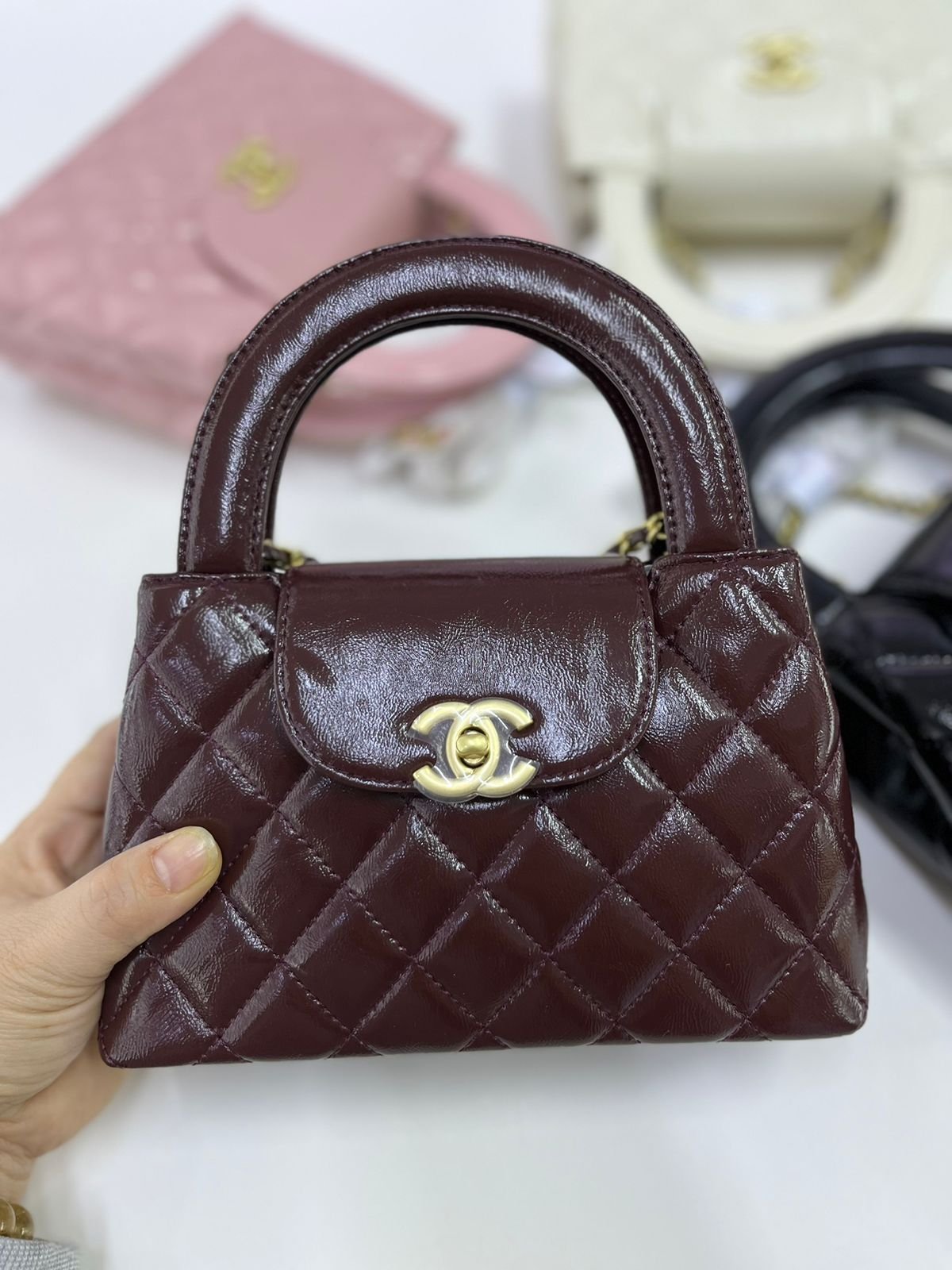 Hand Carry Bags - Image 4