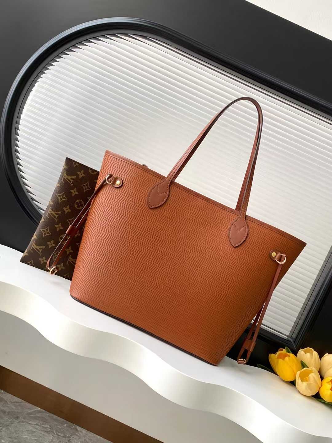 Hand Carry Bags - Image 3