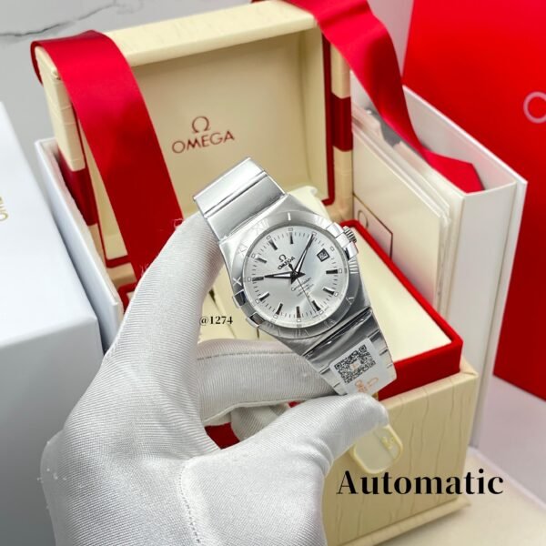 Timeless Designer Wristwatch