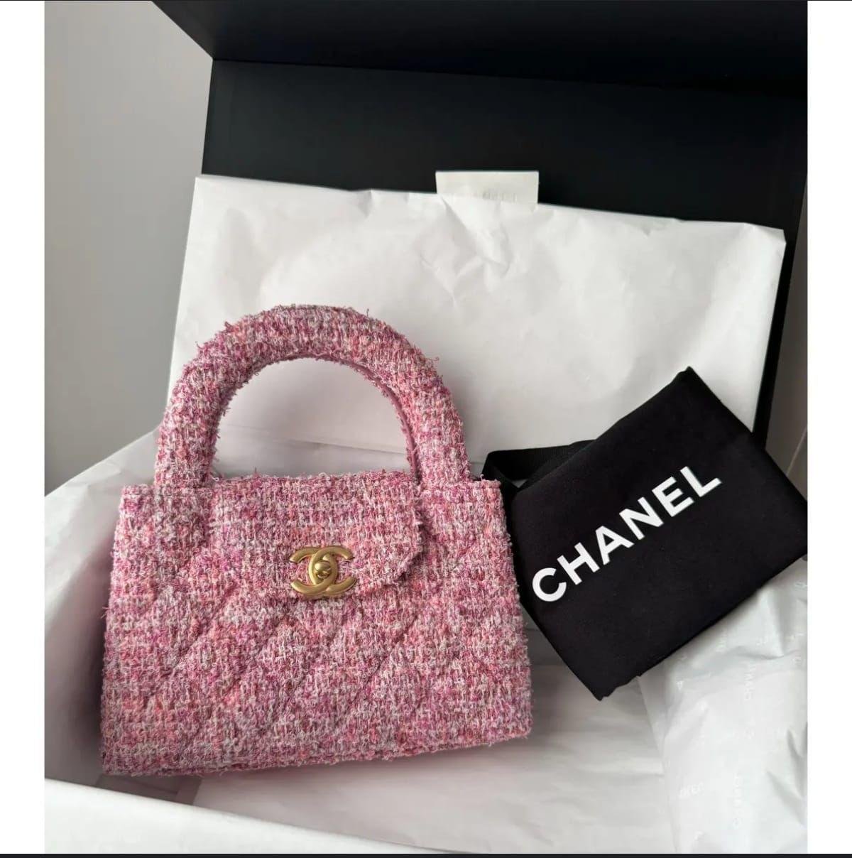 Hand Carry Bags - Image 3