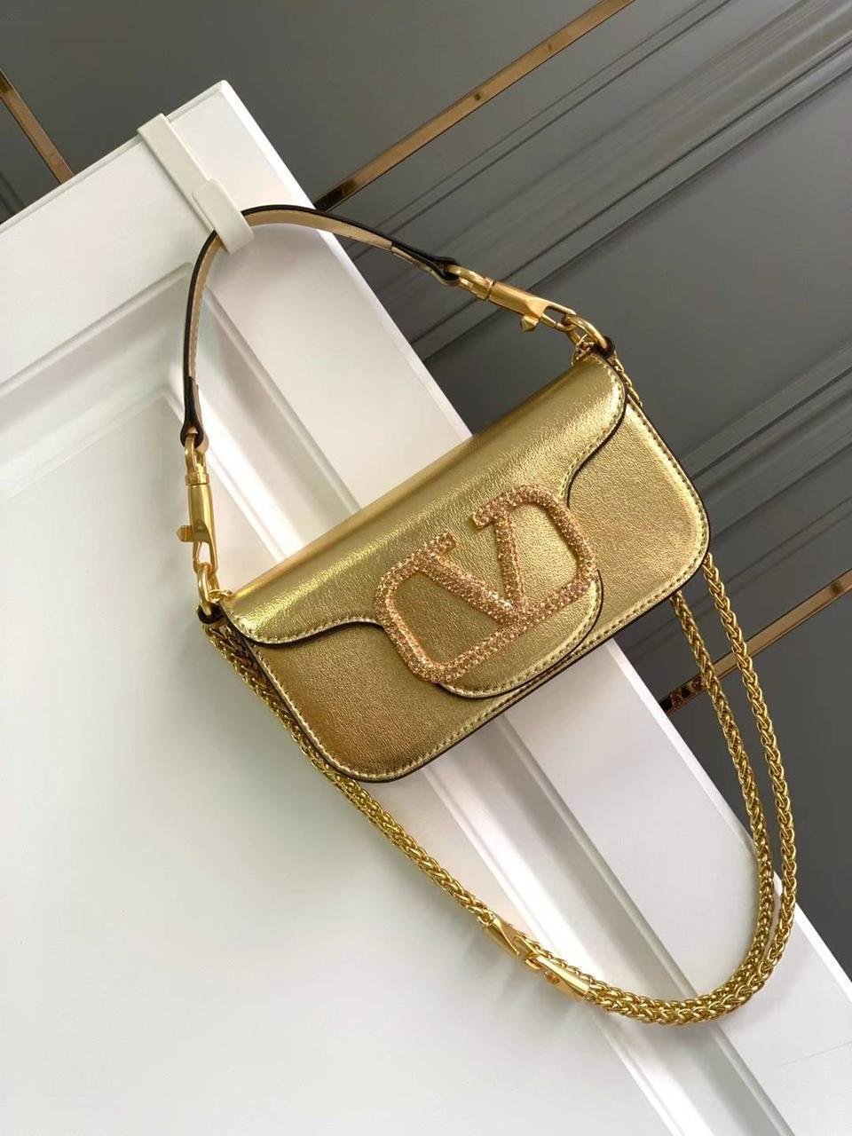 Hand Carry Bags - Image 8