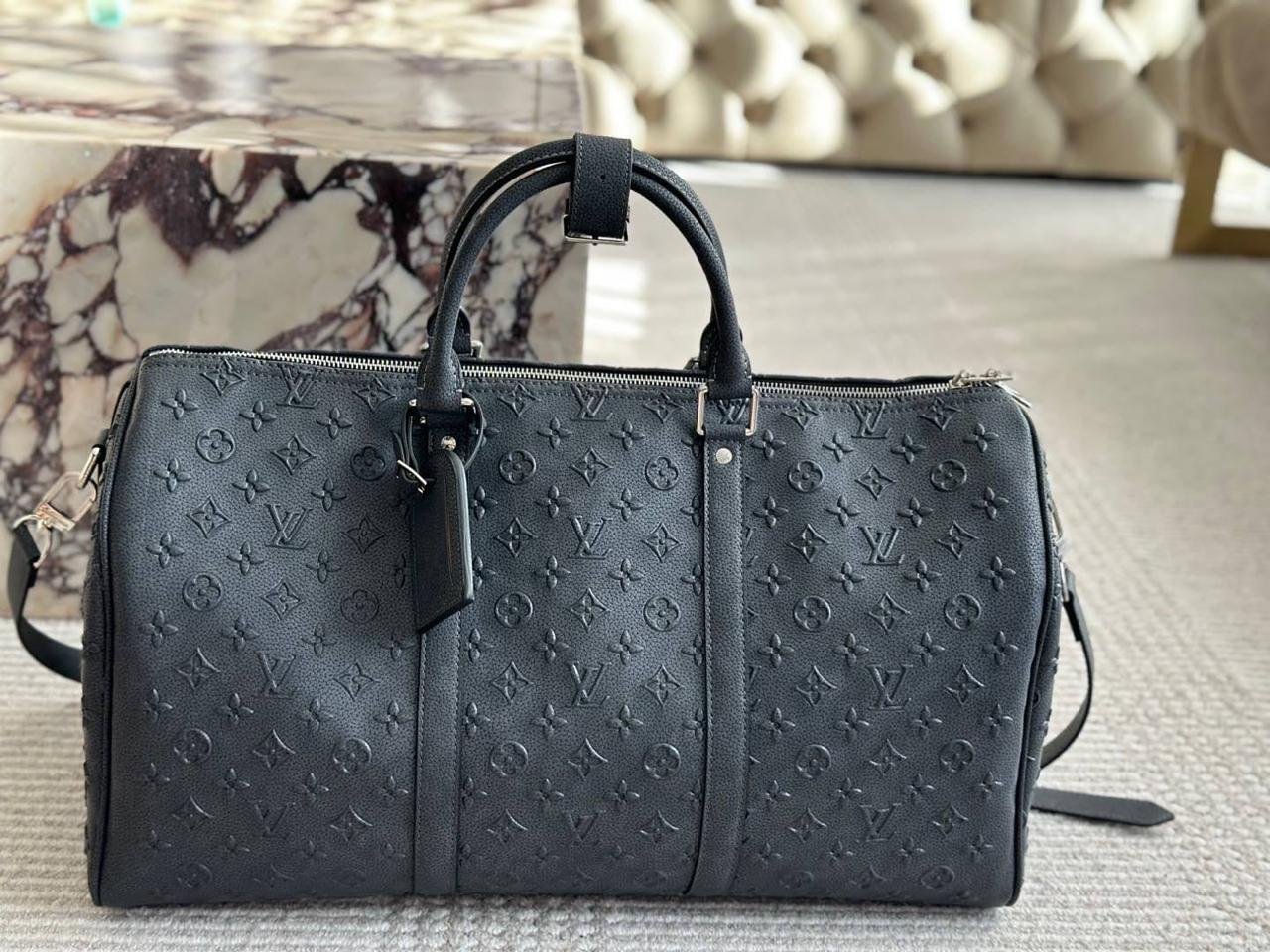 Hand Carry Bags - Image 8