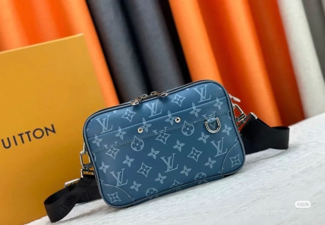 Hand Carry Bags - Image 4