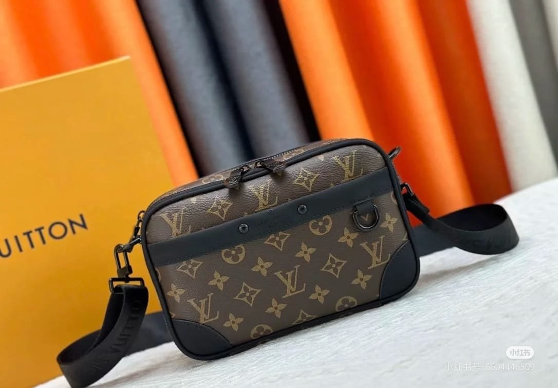 Hand Carry Bags - Image 2