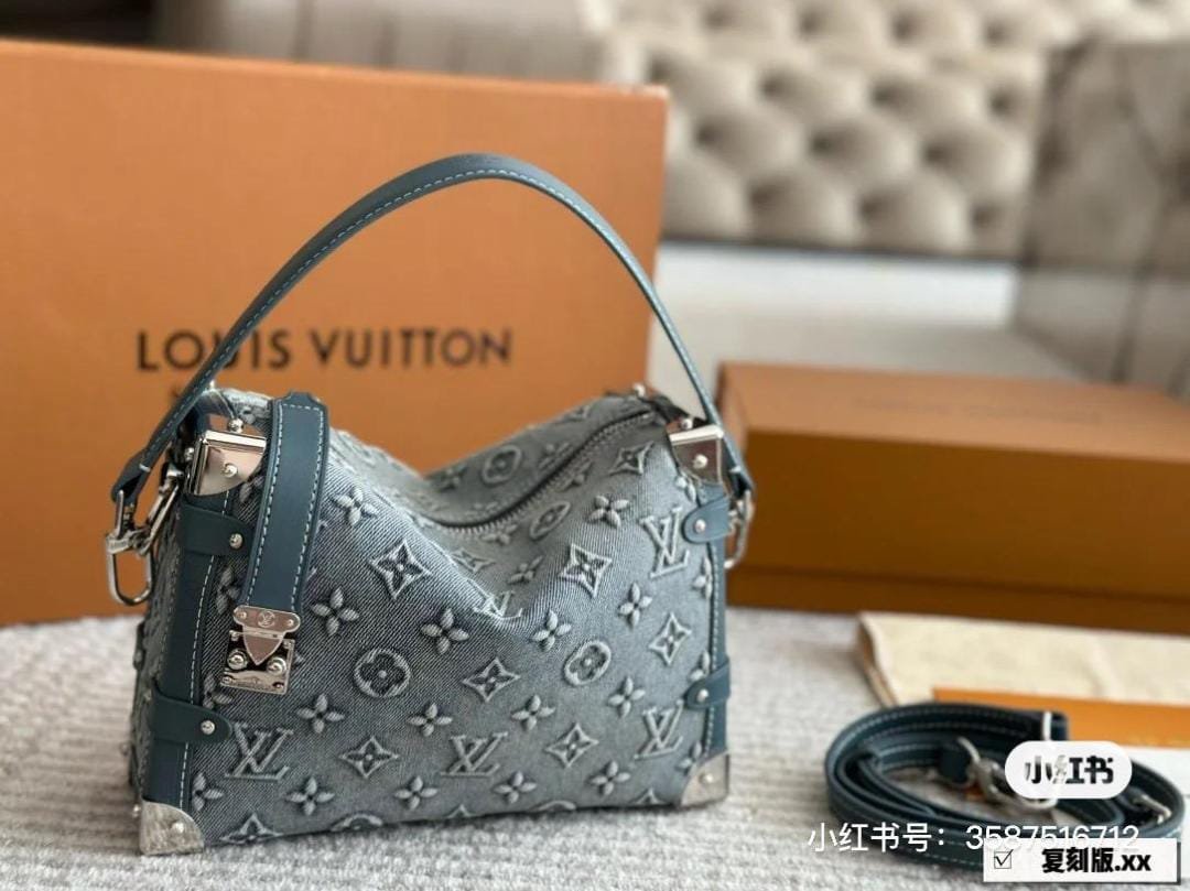 Hand Carry Bags - Image 5