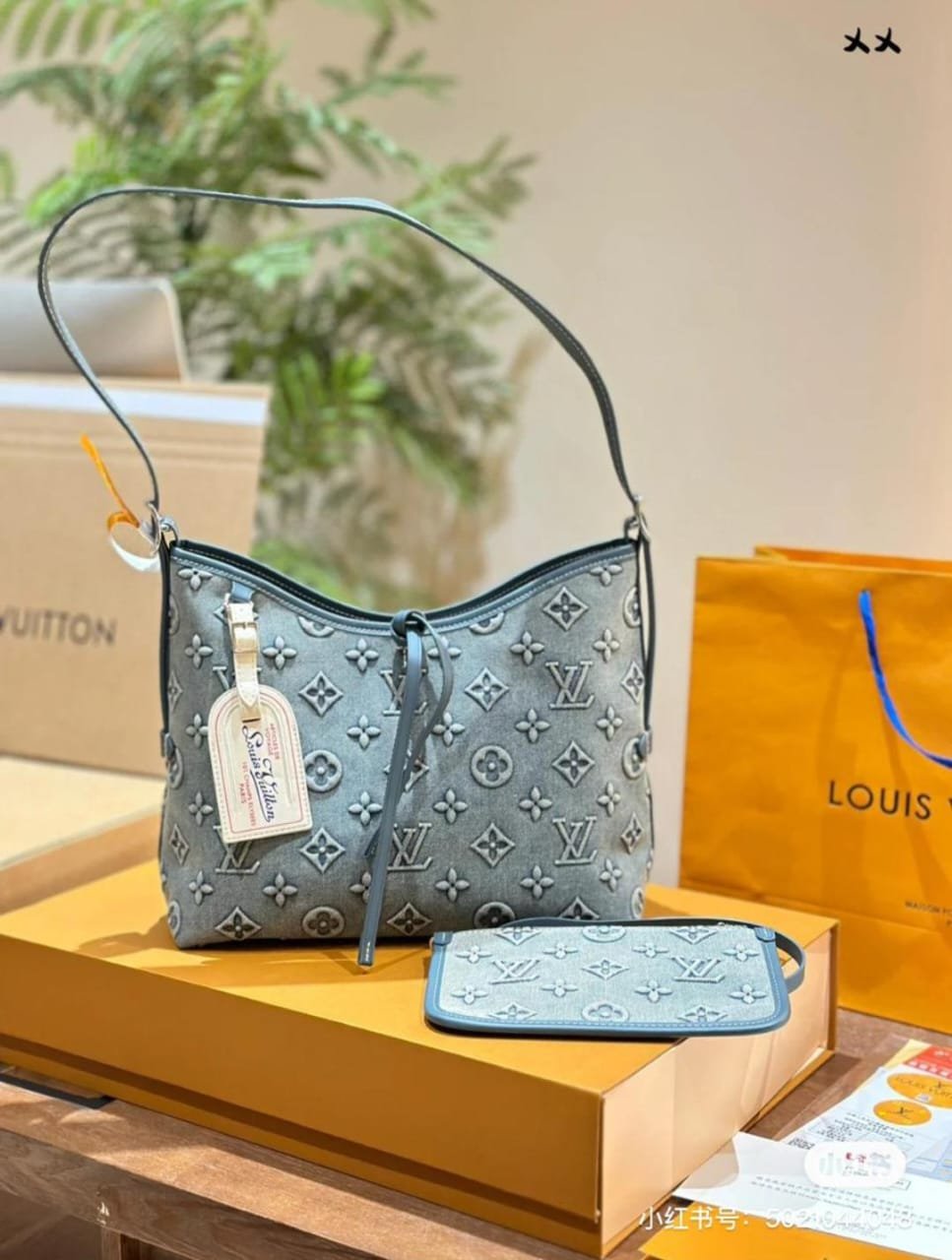 Hand Carry Bags - Image 4