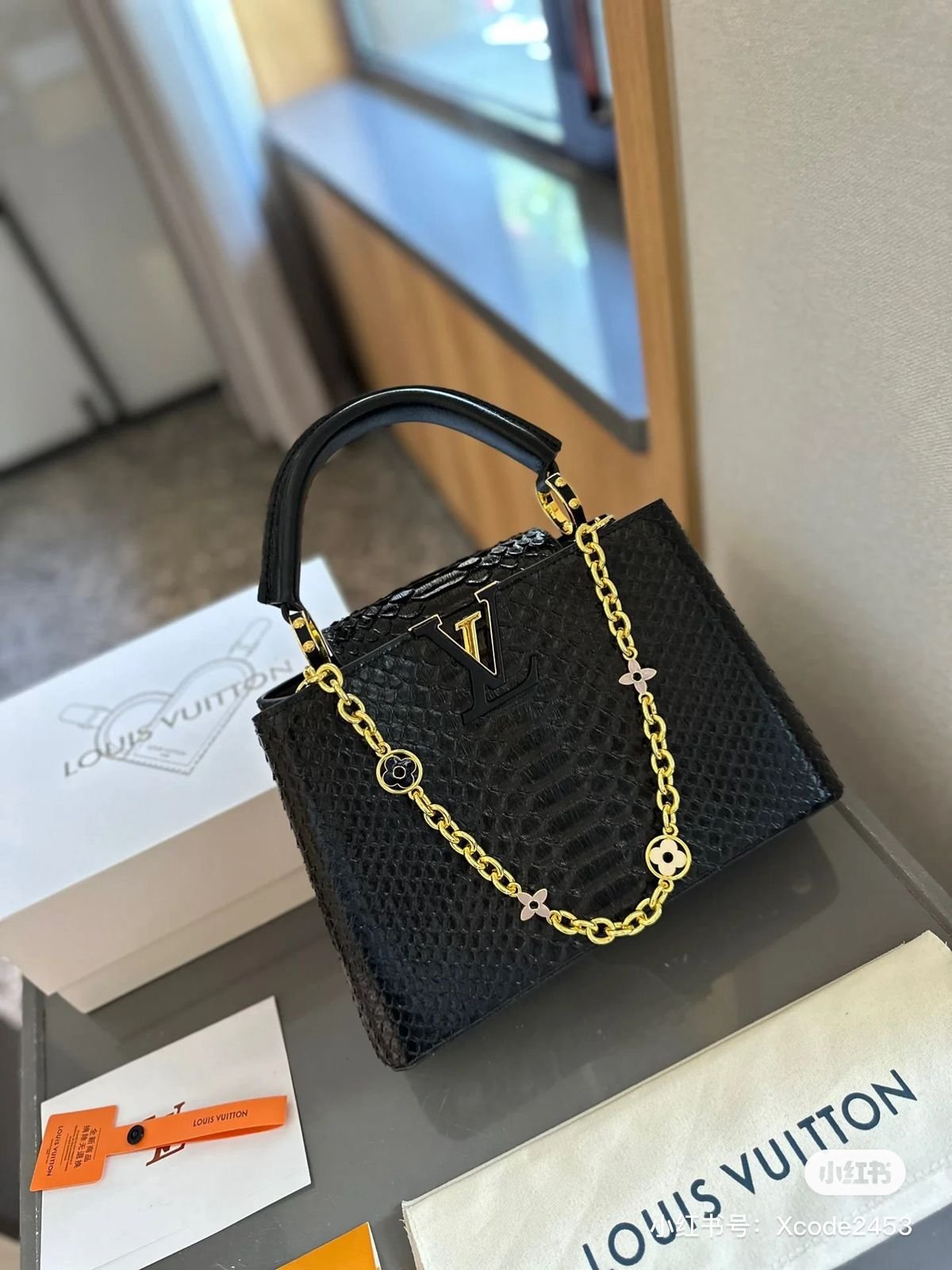 Hand Carry Bags - Image 6