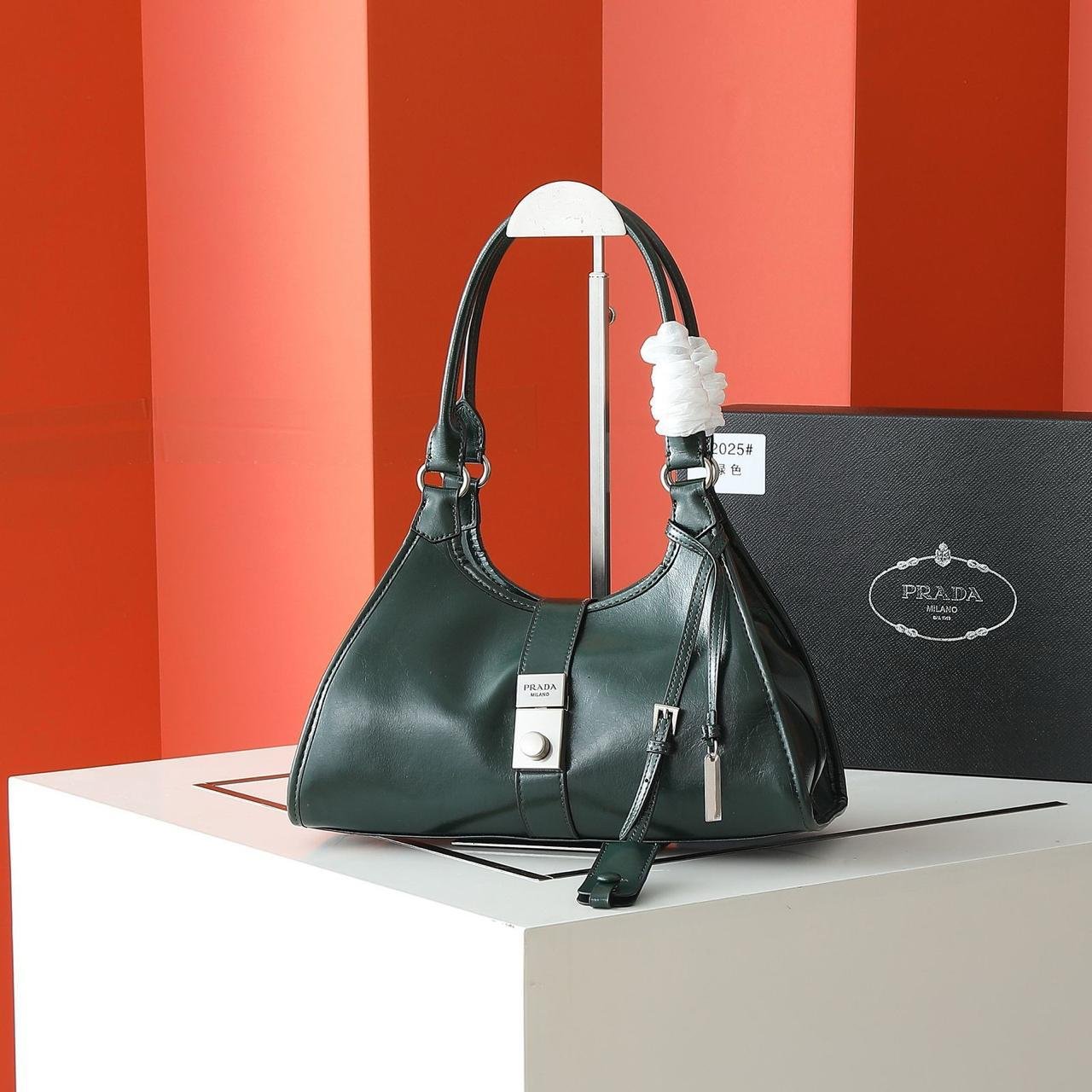 Hand Carry Bags - Image 4